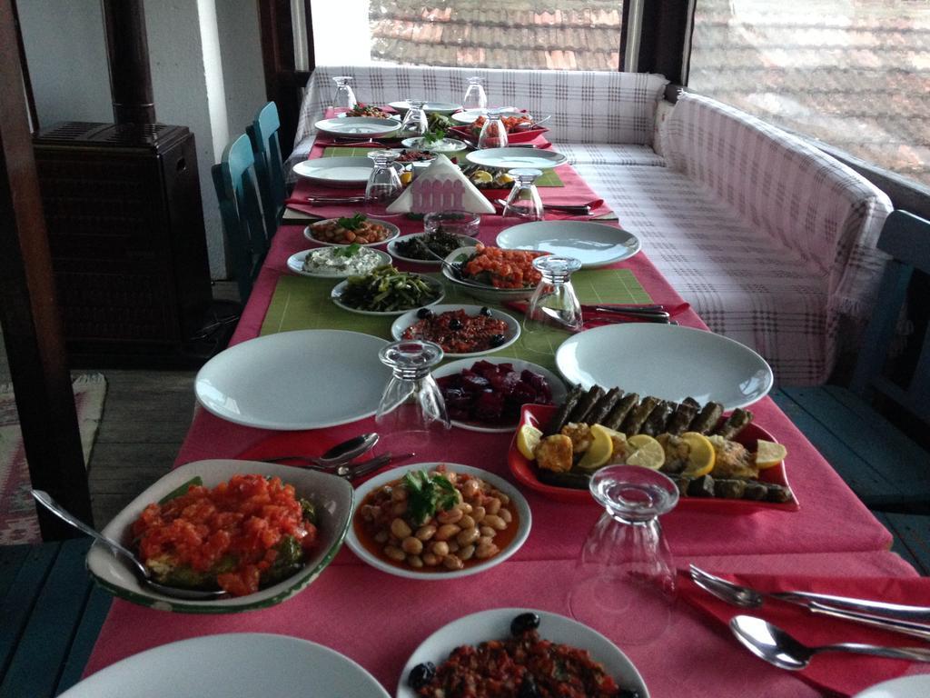 Salkim Konak Ve Agac Evler Pensionat Selçuk Exteriör bild